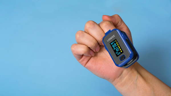How Pulse Oximeters Work, and What Makes LOOKEE® Stand Out